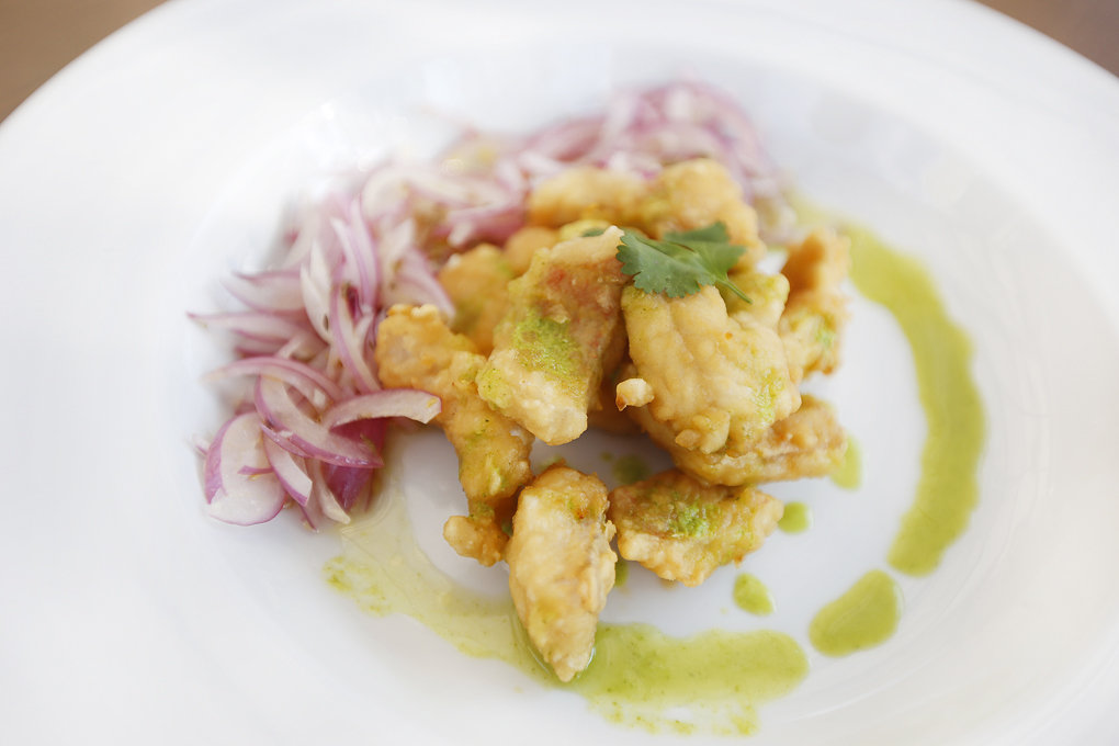 ceviche de pescado frito