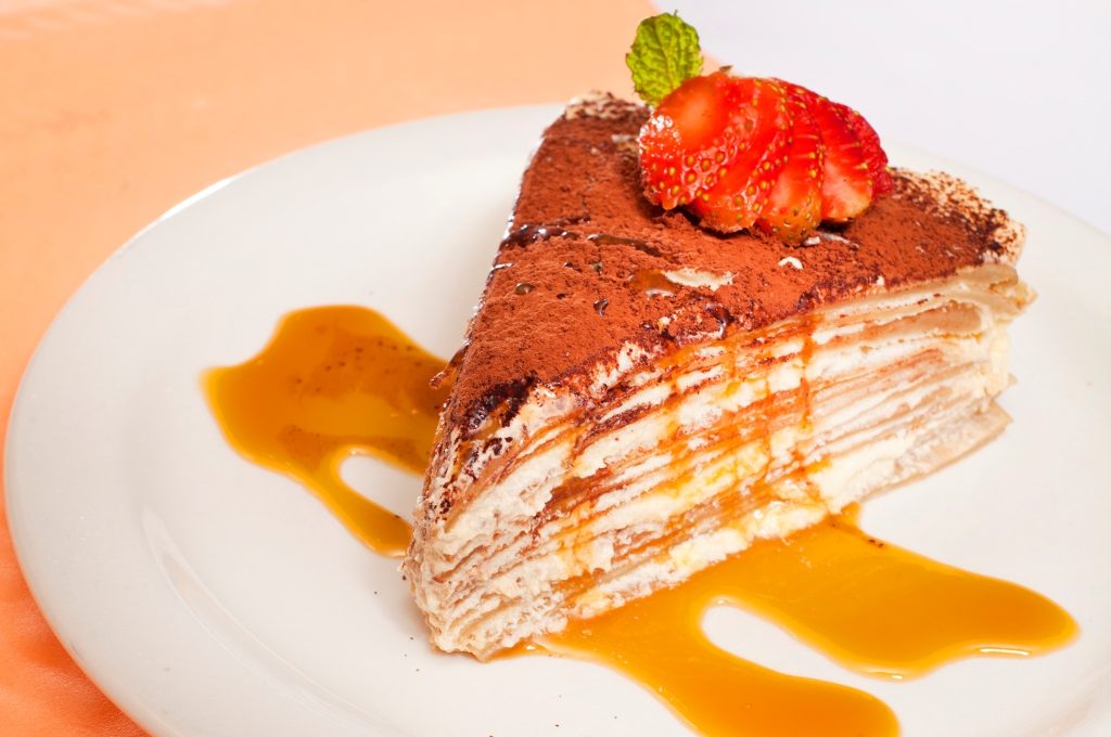 pastel crepes tiramisú