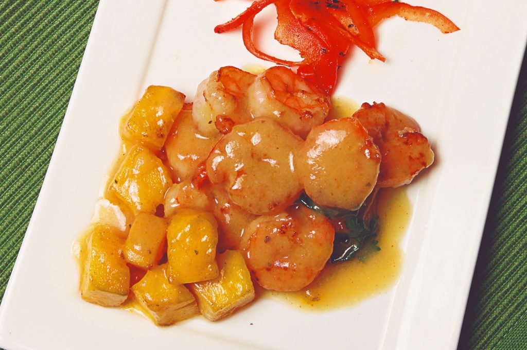 Camarones en salsa de mango