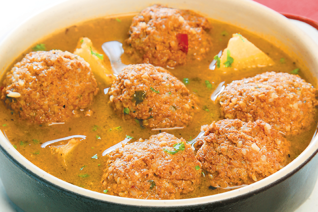 Sopa de albondigas