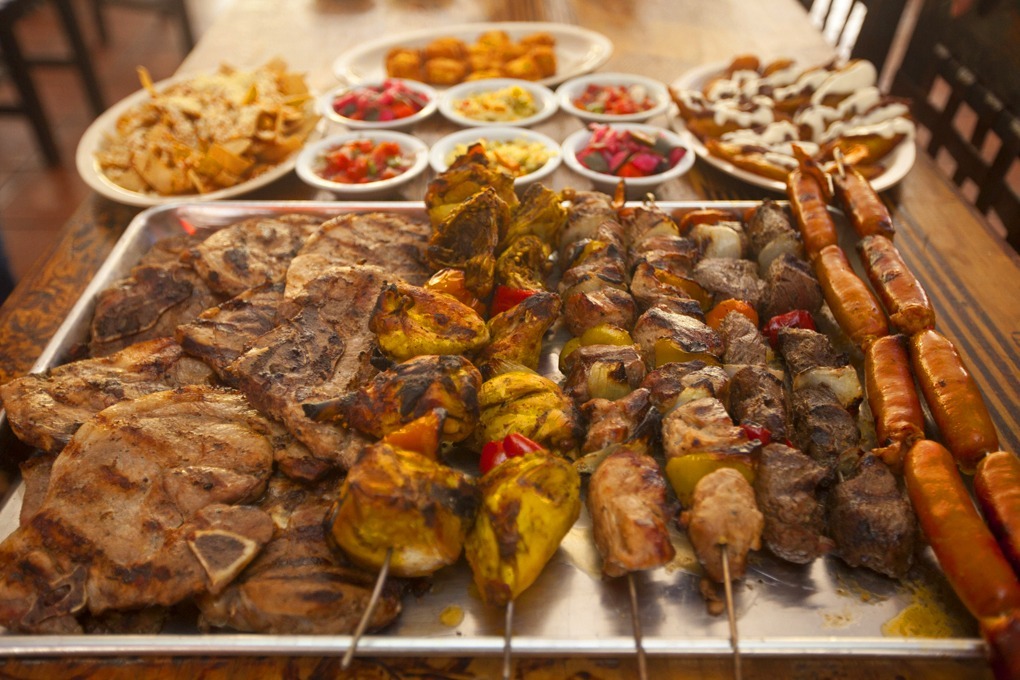 Riquísimas parrilladas totalmente familiares.