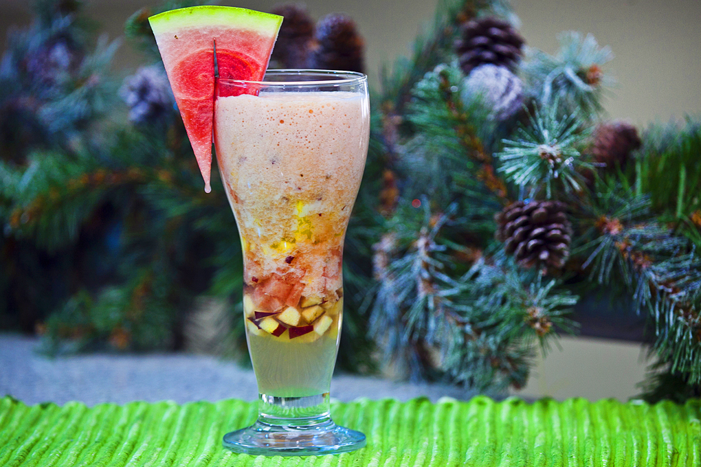 Ponche navideño con fruta