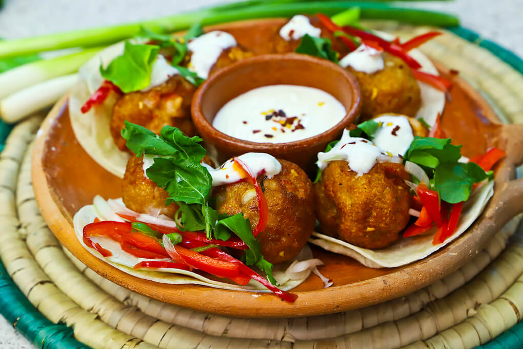 tacos de albóndigas de camarón