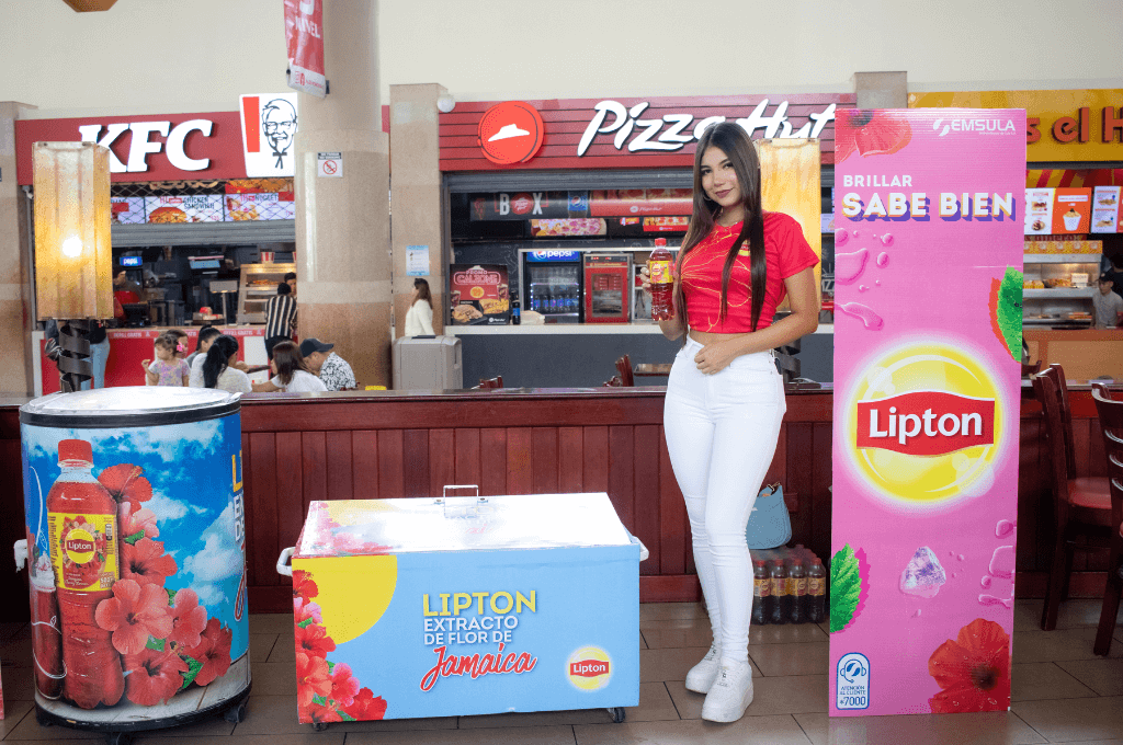 Té Lipton engalana los paladares del público.