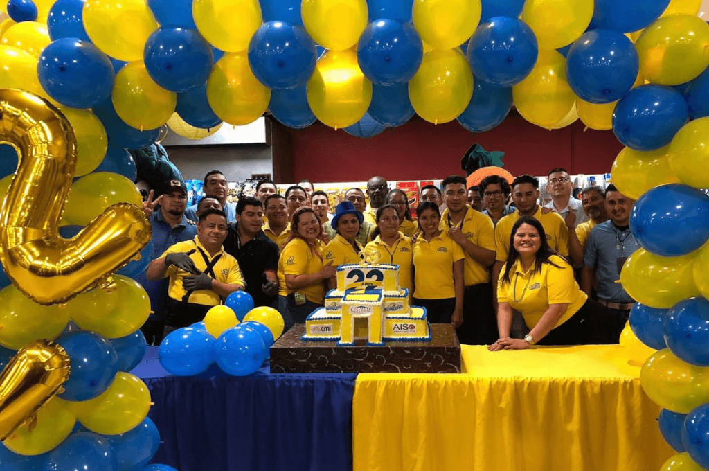 Supermercados Colonial y su 22 aniversario.