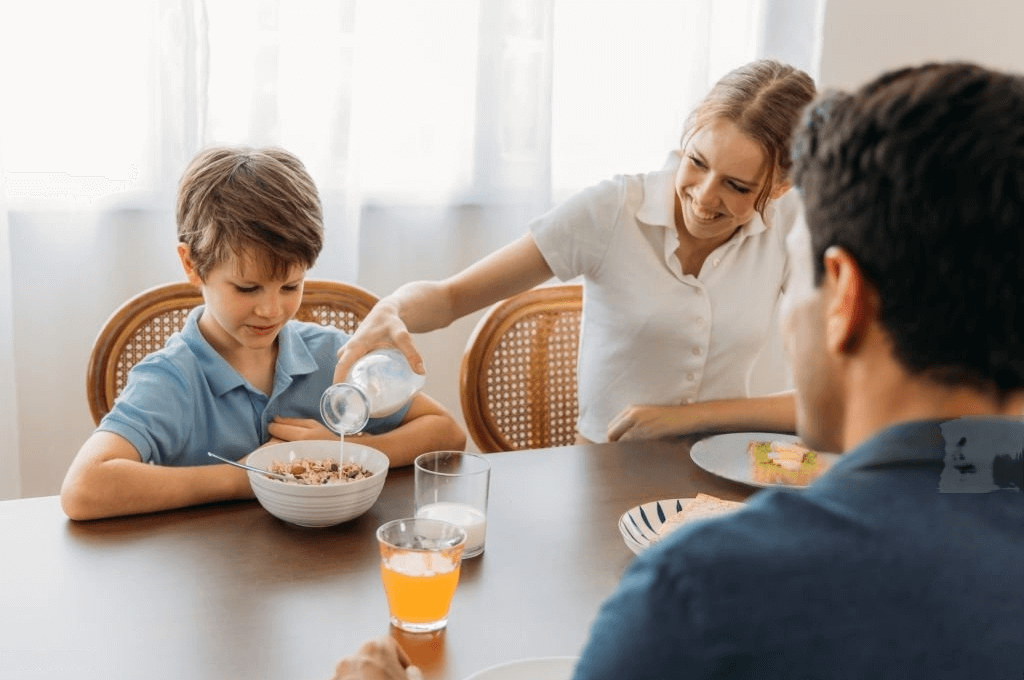 El desayuno es una fuente inmediata de energías para tu día a día.