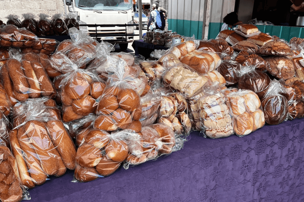 El sabor de sus productos endulza a todo el que los visita.
