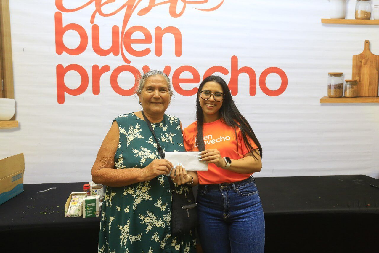 Ganadora del premio expo buen provecho 2025 
